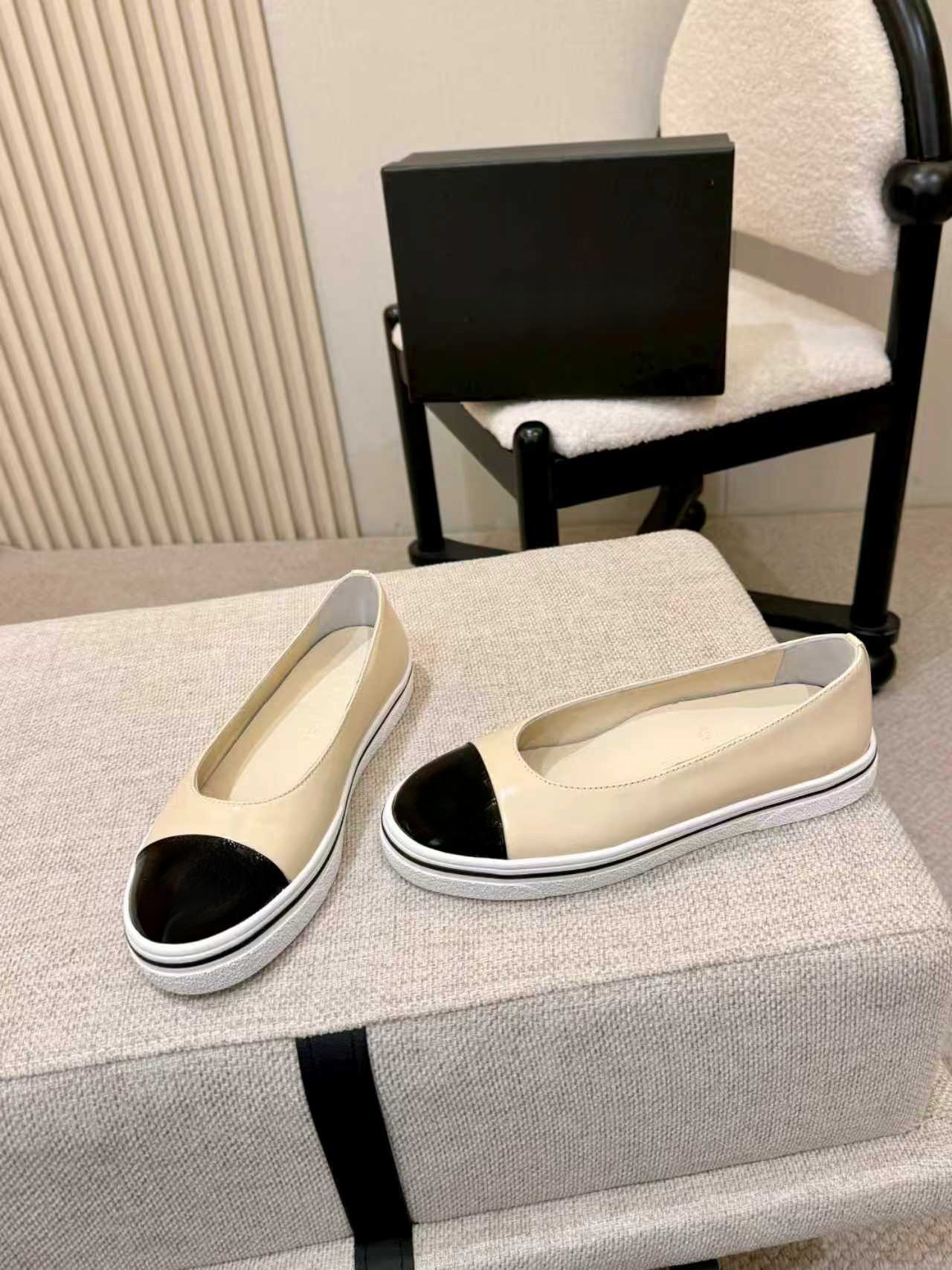Luxury Brand Women's Slip-on C - Espadrille Slip On recensione e prezzo